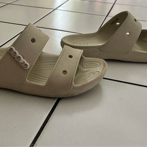 Crocs Slides - Picture 2 of 9